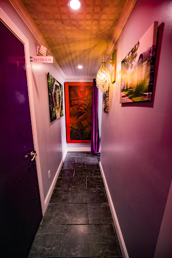 Tattoo Shop «Spirit Gallery Tattoo», reviews and photos, 207 Bank St, New London, CT 06320, USA