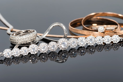 Jewelry Buyer «The Jewelers & Loan Company of Quincy», reviews and photos, 509 Beale St, Quincy, MA 02170, USA