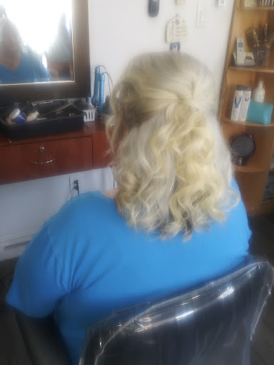 Beauty Salon «Eva Hair Salon», reviews and photos, 4401 Princeton Ave, Philadelphia, PA 19135, USA