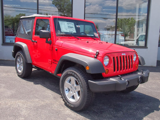 Car Dealer «Newport Chrysler Dodge Jeep Ram», reviews and photos, 310 W Main Rd, Middletown, RI 02842, USA