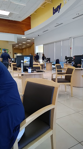 Used Car Dealer «CarMax», reviews and photos, 4990 I-70 North Outer Rd, St Peters, MO 63376, USA