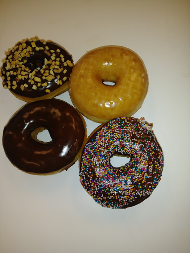 Dixie Donuts, 104 W Belt Line Rd # 7, Cedar Hill, TX 75104, USA, 
