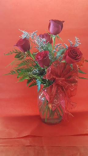 Florist «Alluring Floral and Event Planning», reviews and photos, 4475 Richfield Rd, Flint, MI 48506, USA