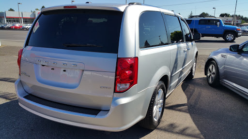 Used Car Dealer «PDX Used Cars», reviews and photos, 1475 SE Tualatin Valley Hwy, Hillsboro, OR 97123, USA