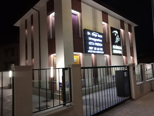 Clínica Dental Dr Sáez Urrengoechea en León, León