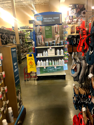 Pet Supply Store «PetSmart», reviews and photos, 601 Centerview Blvd, Kissimmee, FL 34741, USA