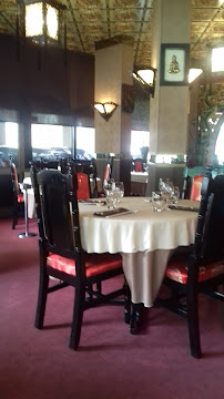 Atmosphère du Restaurant vietnamien Restaurant La Baie d'Halong à Évian-les-Bains - n°1