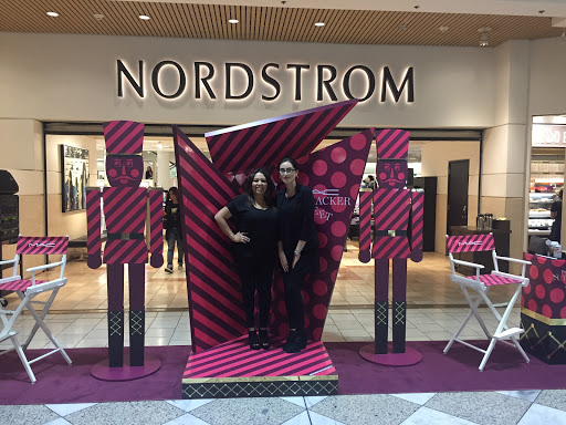 Shopping Mall «Hillsdale Shopping Center», reviews and photos, 60 E 31st Ave, San Mateo, CA 94403, USA