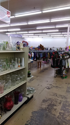 Thrift Store «Salvation Army Thrift Store», reviews and photos, 112 Cedar Tree Sq, Belton, MO 64012, USA