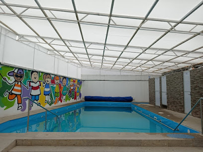 Escuela de natación y salón de eventos 'Mundo Acuático'