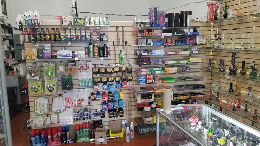 Tobacco Shop «Vape A Hookah Vape & Smoke Shop», reviews and photos, 1118 N Recker Rd #111, Mesa, AZ 85205, USA