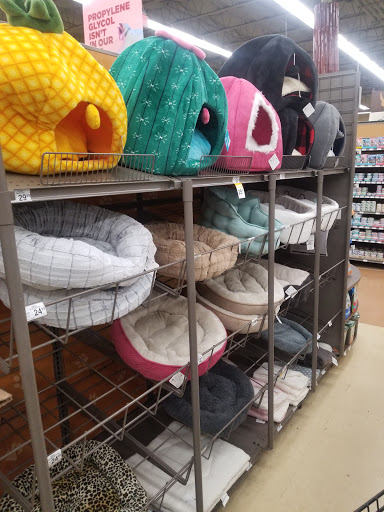 Pet Supply Store «Petco Animal Supplies», reviews and photos, 2227 E Semoran Blvd, Apopka, FL 32703, USA