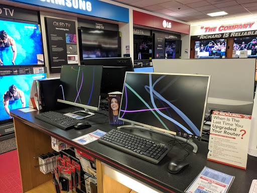 Appliance Store «P.C. Richard & Son», reviews and photos, 113-14 Queens Blvd, Forest Hills, NY 11375, USA