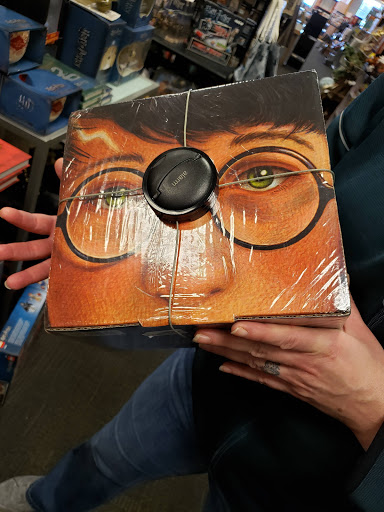 Used Book Store «2nd & Charles», reviews and photos, 17636 Garland Groh Blvd, Hagerstown, MD 21740, USA