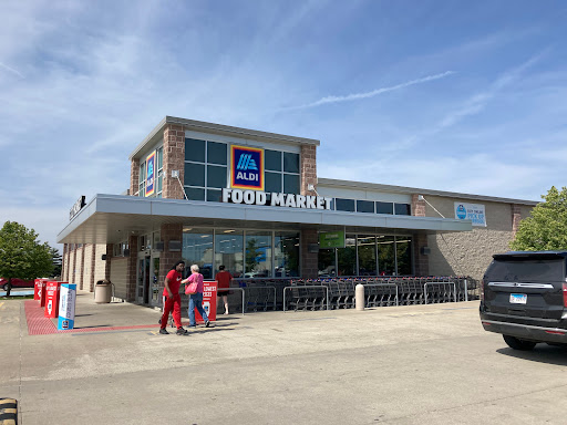 Supermarket «ALDI», reviews and photos, 801 Interstate Dr, Champaign, IL 61822, USA