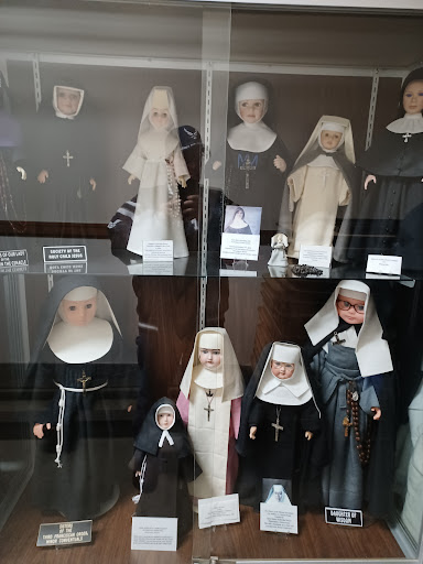 Gift Shop «Marytown Gift Shop», reviews and photos, 1600 W Park Ave, Libertyville, IL 60048, USA