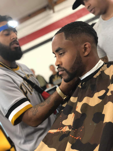 Barber Shop «cutties barber shop», reviews and photos, 1636 E Southern Ave, Phoenix, AZ 85040, USA