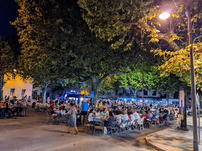 Place de Voluntat à Quillan
