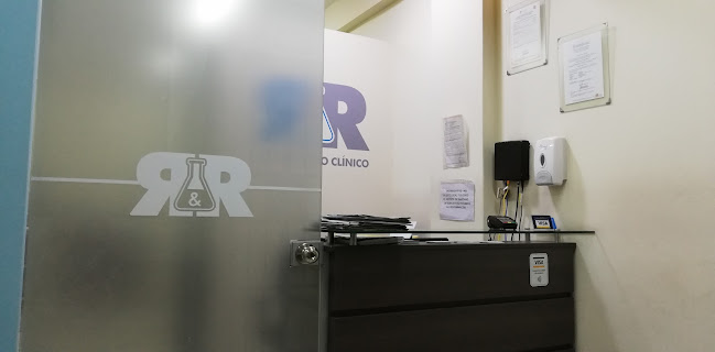 Laboratorios R y R - Santiago de Surco