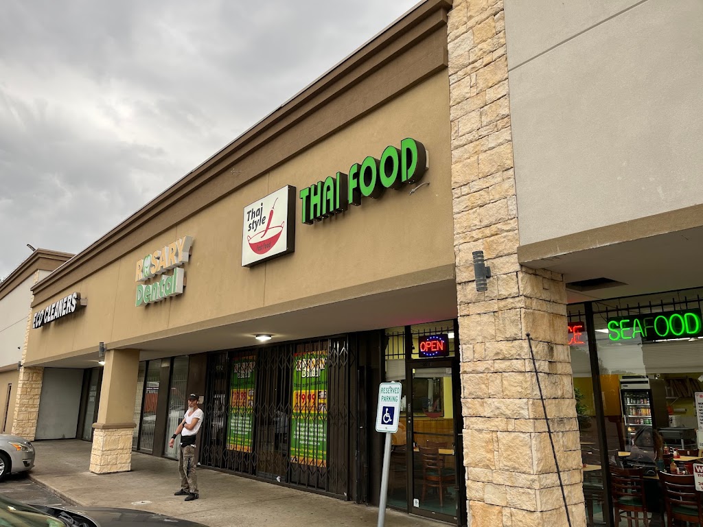 Thai Style Fast Food 77036