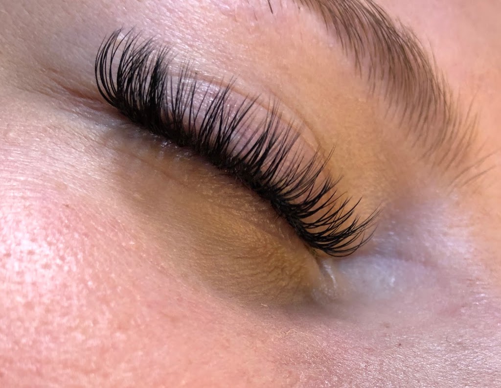 LASHES | SunfireStudio 97526