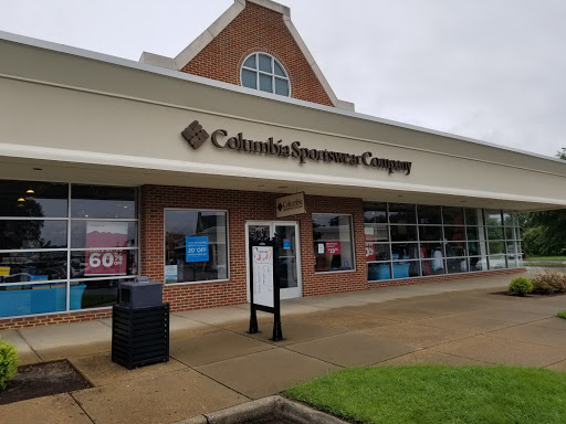 Sportswear Store «Columbia Sportswear Outlet Store at Prime Outlets Williamsburg», reviews and photos, 5711-37 Richmond Rd, Williamsburg, VA 23188, USA