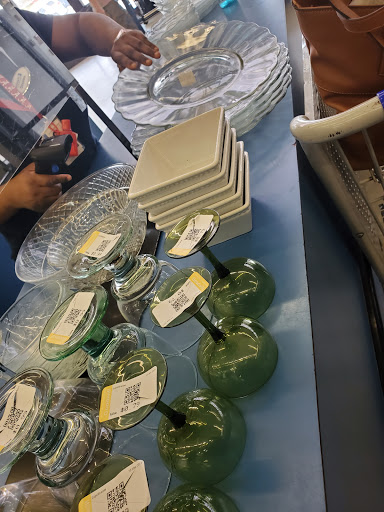 Thrift Store «Goodwill Store and Donation Center», reviews and photos