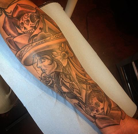 Explore small arrow tattoo ideas, creative tattoo ideas in San Diego, available at Sideshow Tattoo and Piercing