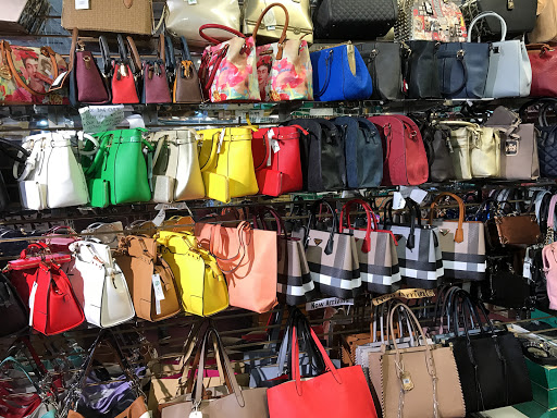 Outlet Mall «Harwin Outlet Mall», reviews and photos, 9507 Harwin Dr, Houston, TX 77036, USA