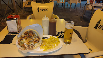 Amirsa doner kebab - Pl. Torres Bellas, 4, 28923 Alcorcón, Madrid, Spain