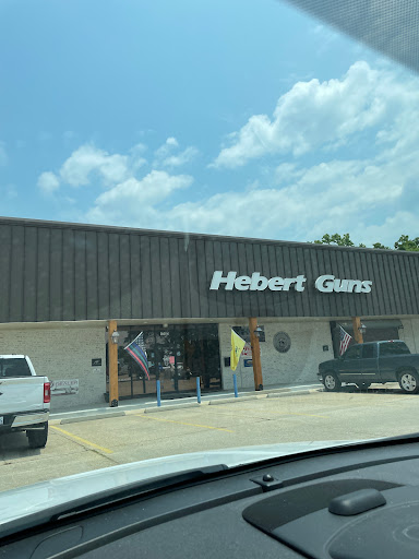 Hebert Guns, 17400 Airline Hwy, Prairieville, LA 70769, USA, 