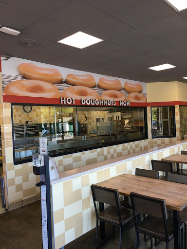 Bakery «Krispy Kreme Doughnuts», reviews and photos, 2146 Leghorn St, Mountain View, CA 94043, USA