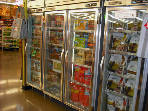 Pet Supply Store «Pet Food Express», reviews and photos, 383 S McDowell Blvd, Petaluma, CA 94954, USA