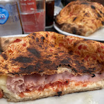 Photo n°1 de l'avis de Sofia.a fait le 10/10/2020 à 11:54 sur le  La Pizzeria della Piazza à Travedona Monate