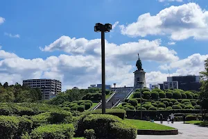 Higashi Park image