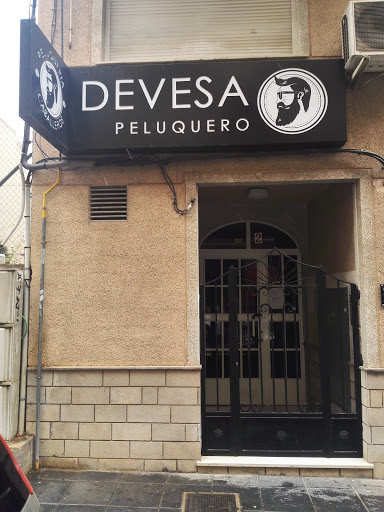 Peluquería de Caballeros Carlos Devesa en Segorbe, Castellón