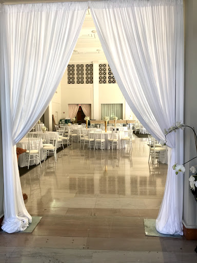 Florist «Artistic Florist Of Tampa», reviews and photos, 2509 W Busch Blvd, Tampa, FL 33618, USA