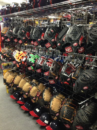 Sporting Goods Store «Play It Again Sports-Buckhead», reviews and photos, 3872 Roswell Rd NE, Atlanta, GA 30342, USA