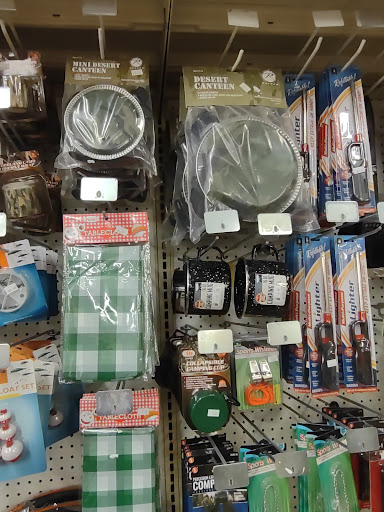 Tool Store «The Yard», reviews and photos, 725 Central Ave, Wichita, KS 67202, USA