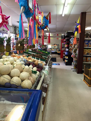 Mexican Grocery Store «El Rancho Supermercado», reviews and photos, 711 N Main St, Shelbyville, TN 37160, USA