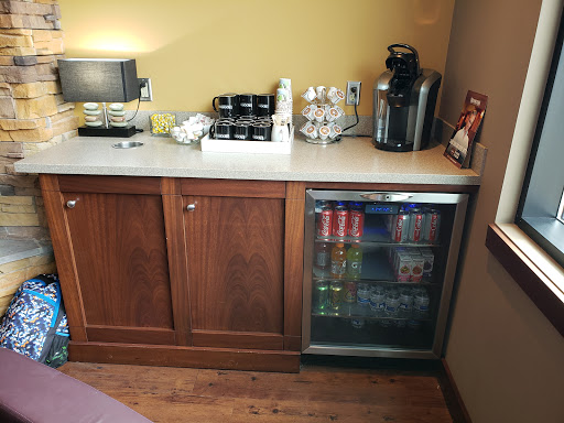 Hair Salon «Roosters MGC of West End», reviews and photos, 1683 West End Blvd, St Louis Park, MN 55416, USA