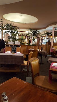 Atmosphère du Restaurant français Restaurant Tea Room Hug à Mulhouse - n°17