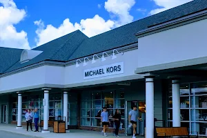 Michael Kors Outlet image