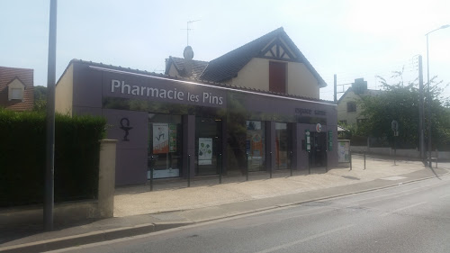 Pharmacie Les Pins à Menucourt