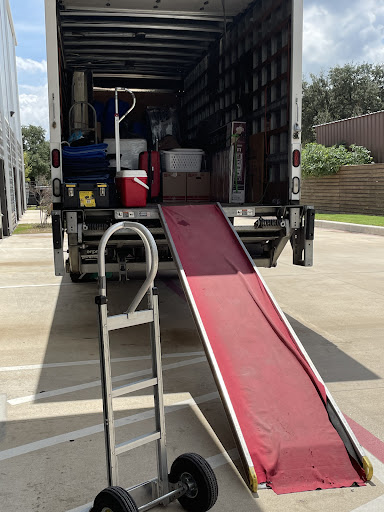 Moving and Storage Service «3 Men Movers - San Antonio», reviews and photos, 302 Casa Blanca St, San Antonio, TX 78215, USA