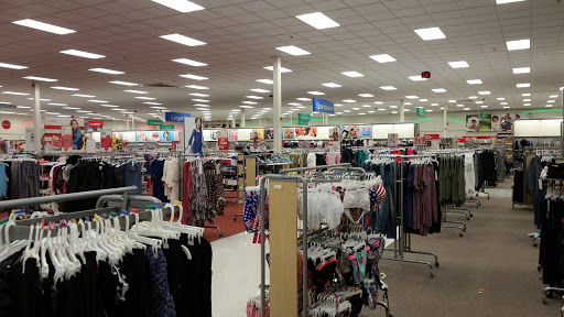 Department Store «Target», reviews and photos, 4 Henry St, Commack, NY 11725, USA