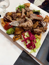 Plats et boissons du Restaurant turc Dogan Grill à Moirans - n°1
