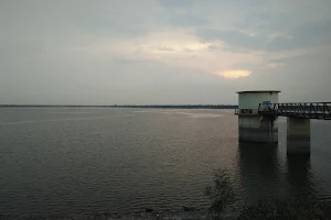 Piplad Dam image