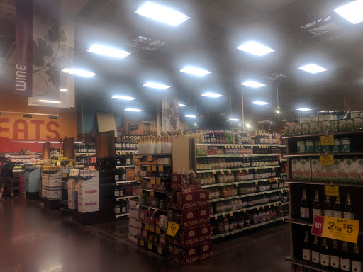 Grocery Store «Fred Meyer», reviews and photos, 2500 Santiam Hwy SE, Albany, OR 97322, USA