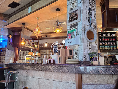 Bar-Restaurante El Cruce. C. Virgen, 103, 02100 Tarazona de la Mancha, Albacete, España